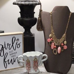 NEW!  Beautiful Charming Charlie Gold Tone & Pink Necklace & Earrings!